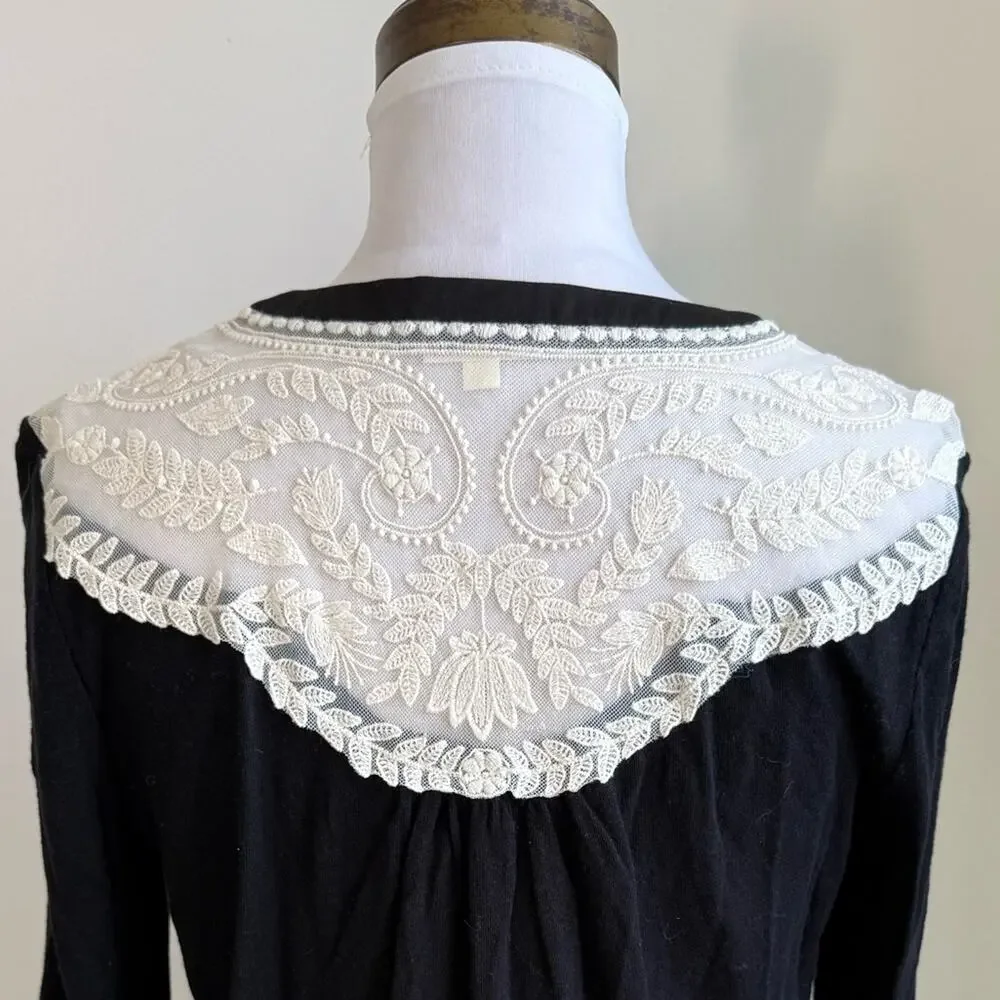 ANTHROPOLOGIE MEADOW RUE BLACK AND WHITE LACE LONG SLEEVE TOP SMALL